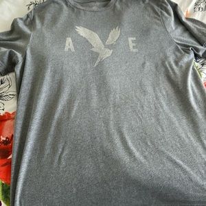 American Eagle L Shirt